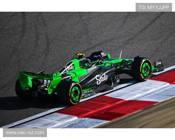 新赛季F1围场风云再起车队博弈与规则变革引热议车手竞争技术升级